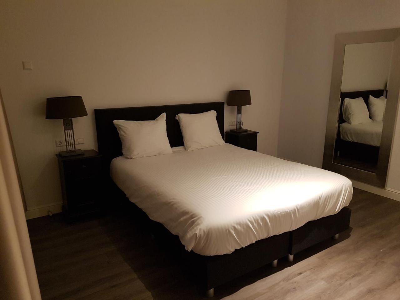 Hotel De Lis Lisse Εξωτερικό φωτογραφία