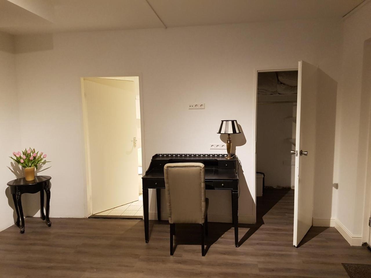Hotel De Lis Lisse Εξωτερικό φωτογραφία