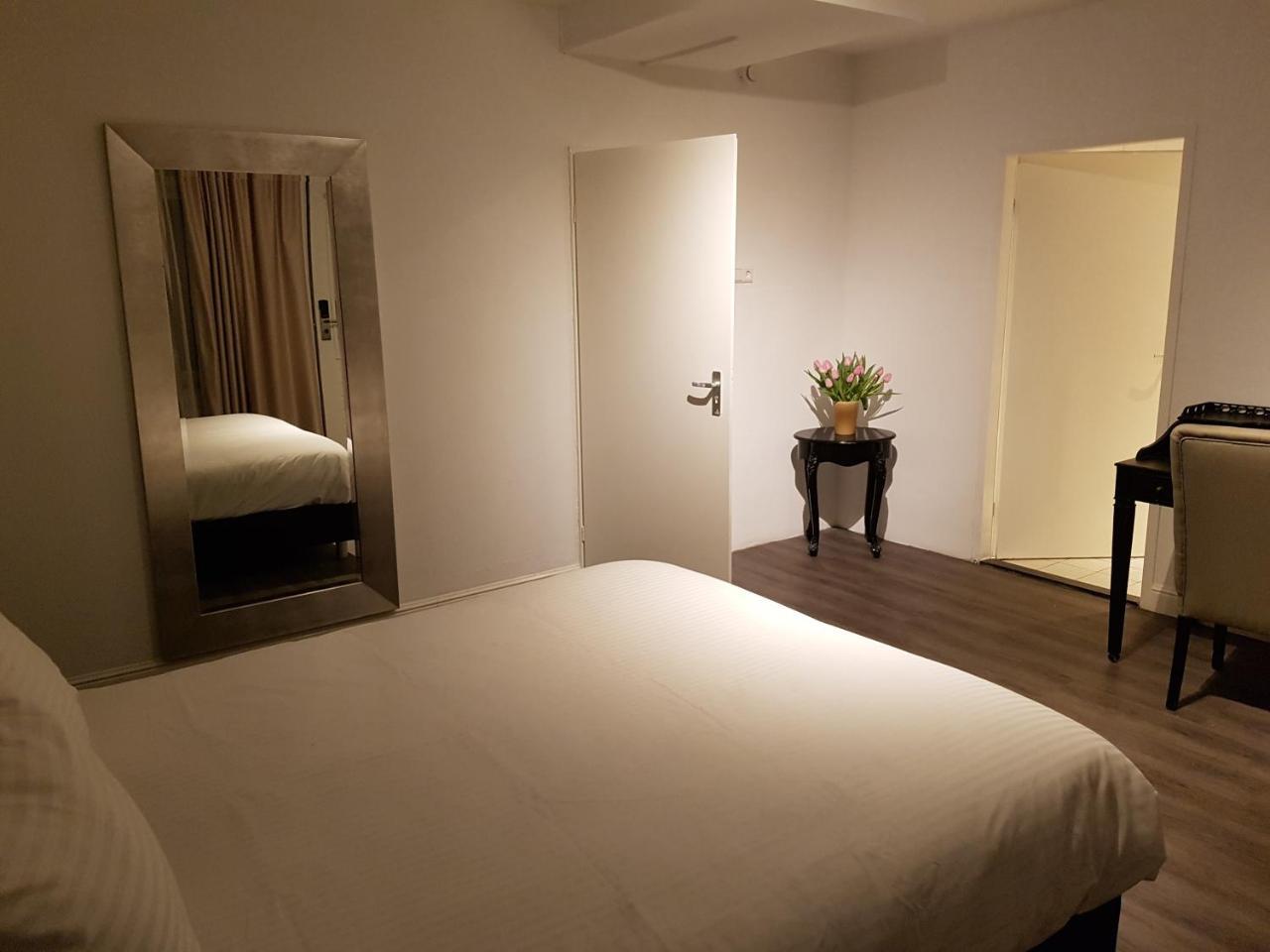 Hotel De Lis Lisse Εξωτερικό φωτογραφία