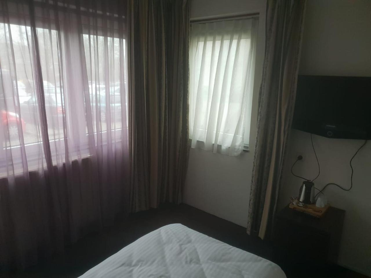 Hotel De Lis Lisse Εξωτερικό φωτογραφία